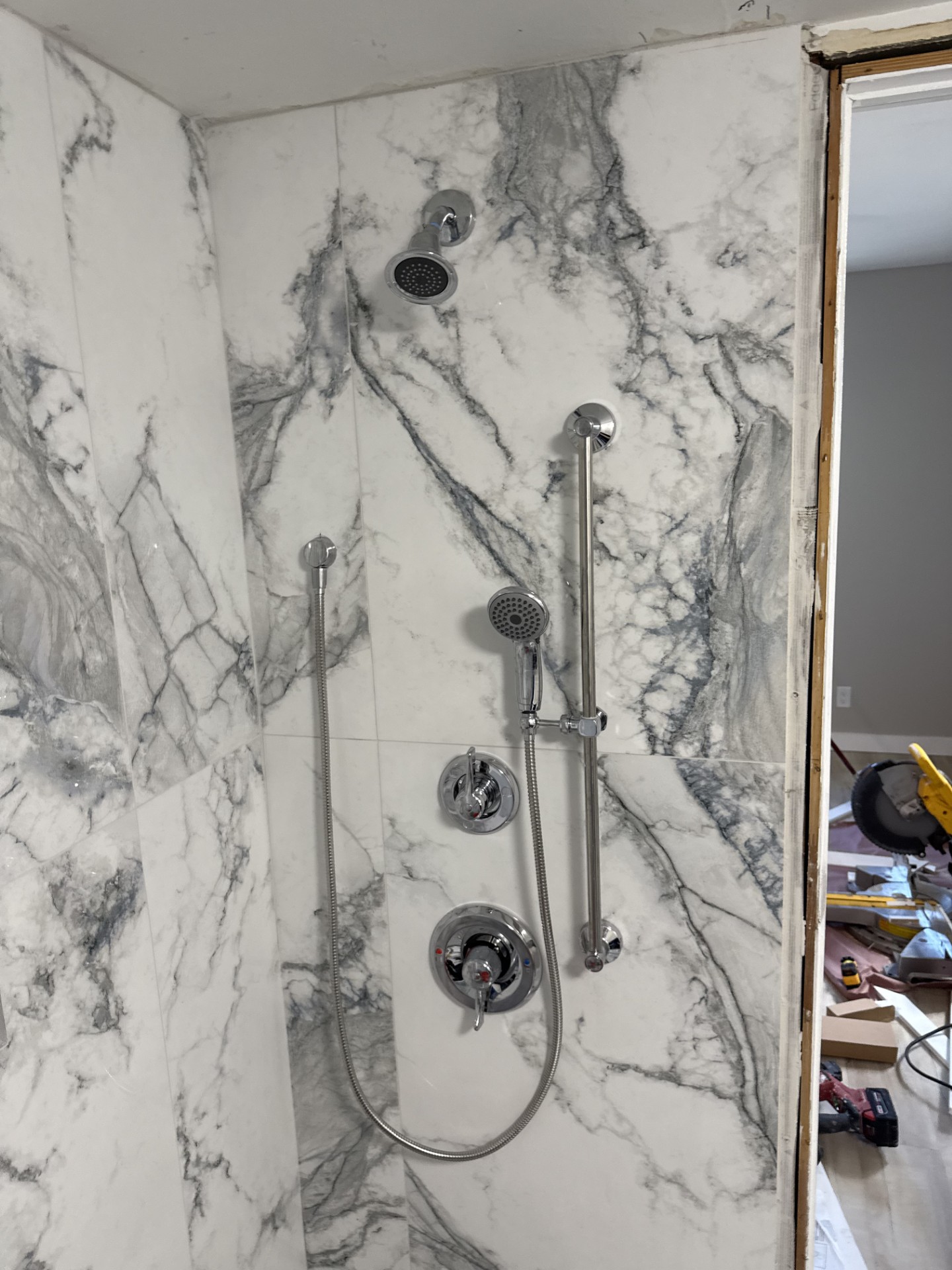 Professional bathtub installation